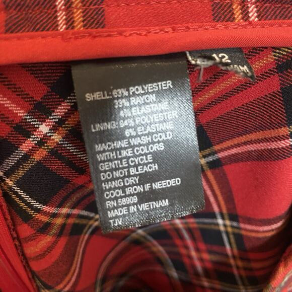 Tartan Plaid Skirt Women 12 Red Black Midi Flare Western Holiday Christmas Prep - Picture 9 of 11